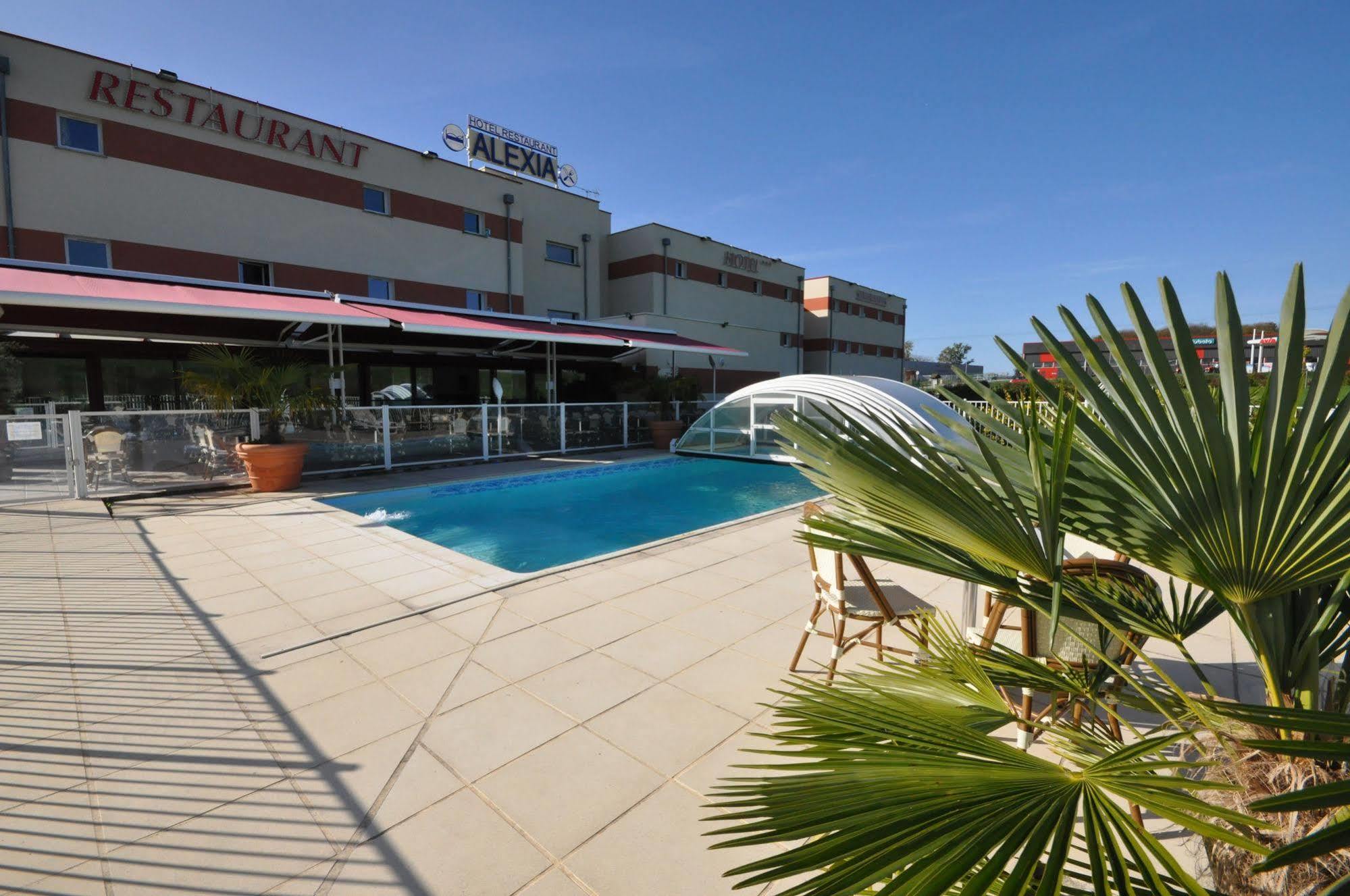 Brit Hotel Confort Alexia - La Souterraine Exterior foto